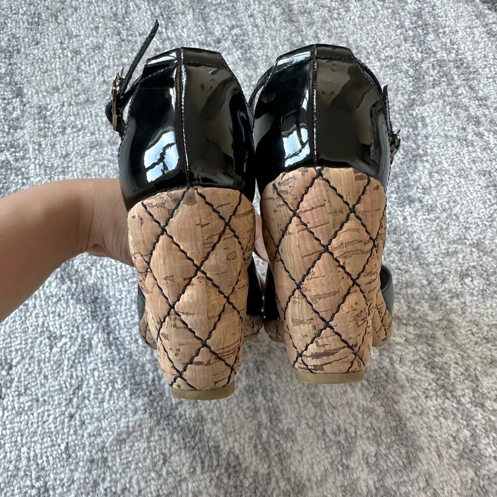 CHANEL Patent Leather T-Strap Quilted Cork Platform Block Heel Sandal Size US 6 - Picture 10 of 14